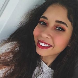 Meet your Posher, Chanell